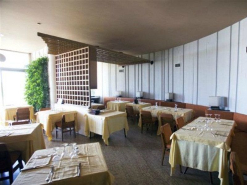 Hotel La Conchiglia Fregenae Extérieur photo